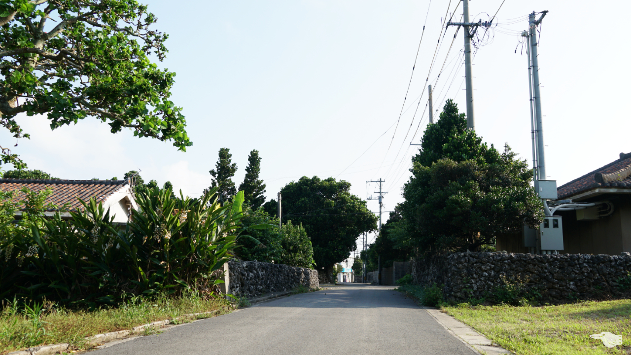 小浜島の本集落の入り口の一つの画像